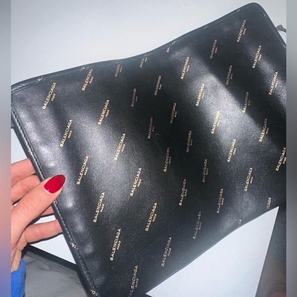 Authentic Balenciaga Pouch - Picture 3 of 7
